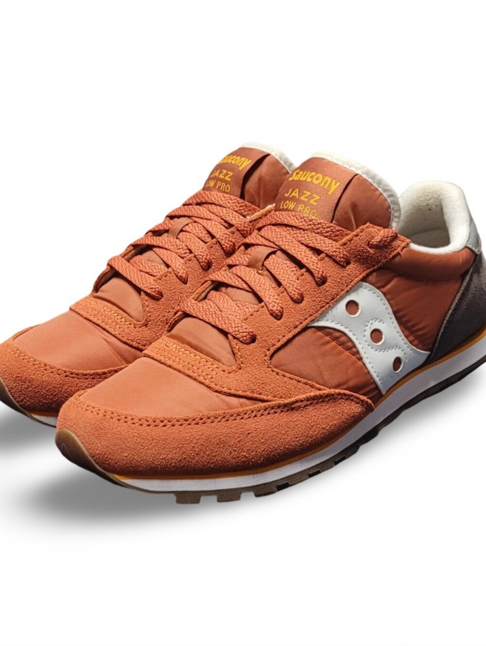 Saucony Jazz Low Pro "Rust / Brown / Off-White" in a Men's Size 9/S2866-265